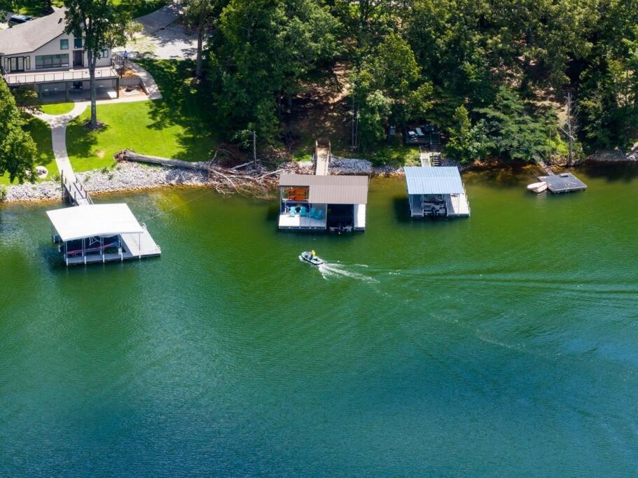 New Home, Dock, Kayaks, Game Room, Water Views Winchester Экстерьер фото